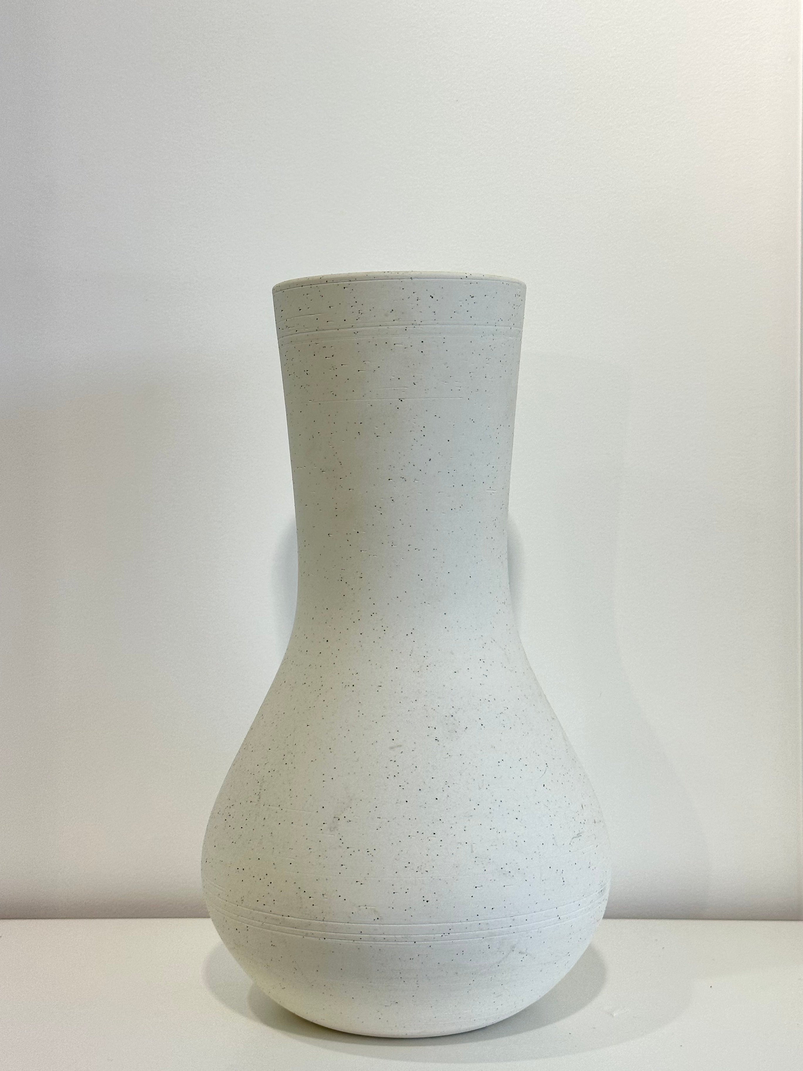 Freddie Vase Simply Flowers on Benson