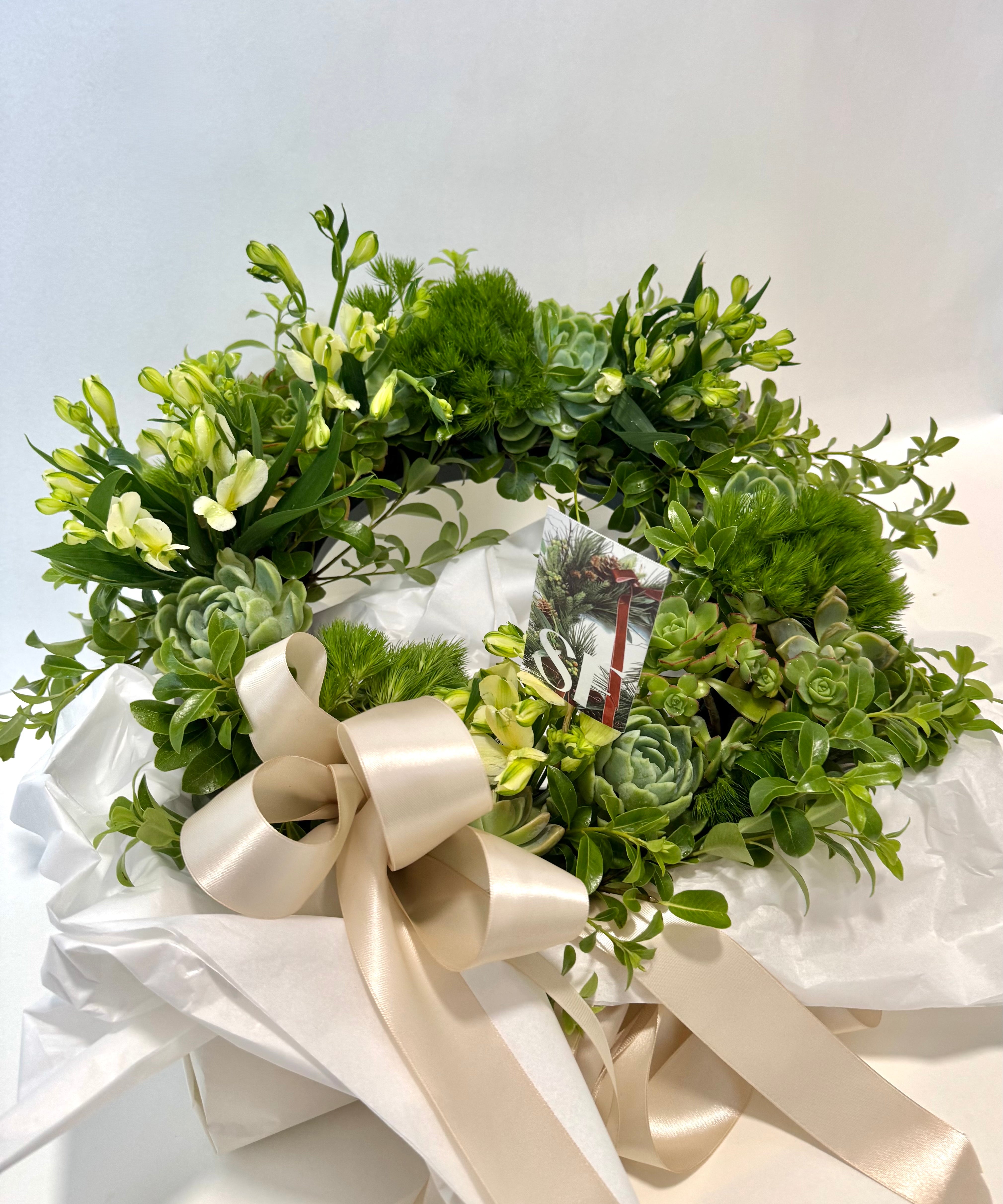 Fresh Wreath Table Arrangement