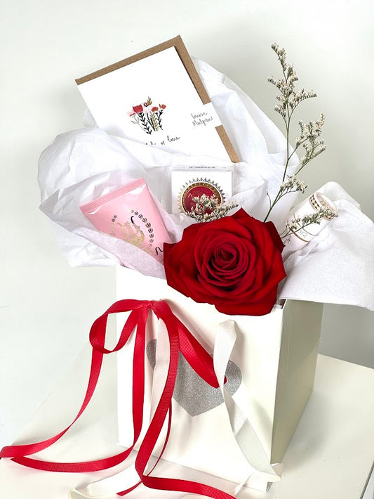 Sweet Romance Gift Bag