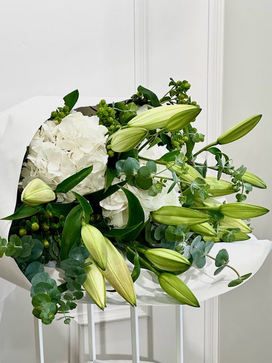 Classic Green & White Bouquet